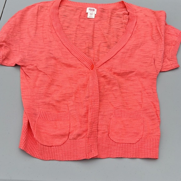 Smith sleeve, lightweight sweater size Large - Picture 2 of 2